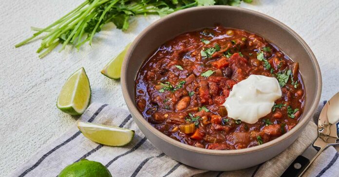 Hot and Spicy Vegetarian Chilli Recipe - Sweetie Pie's